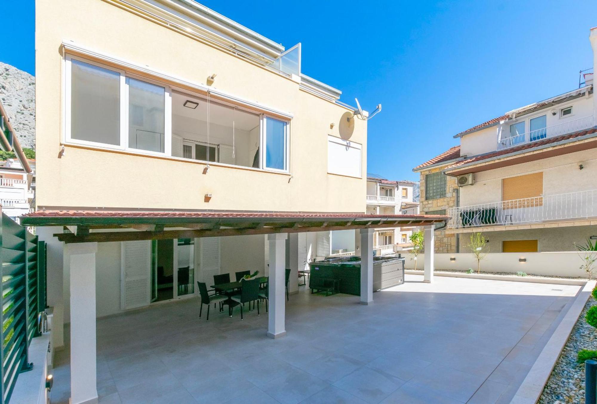 Apartment Dora Duće Exterior foto